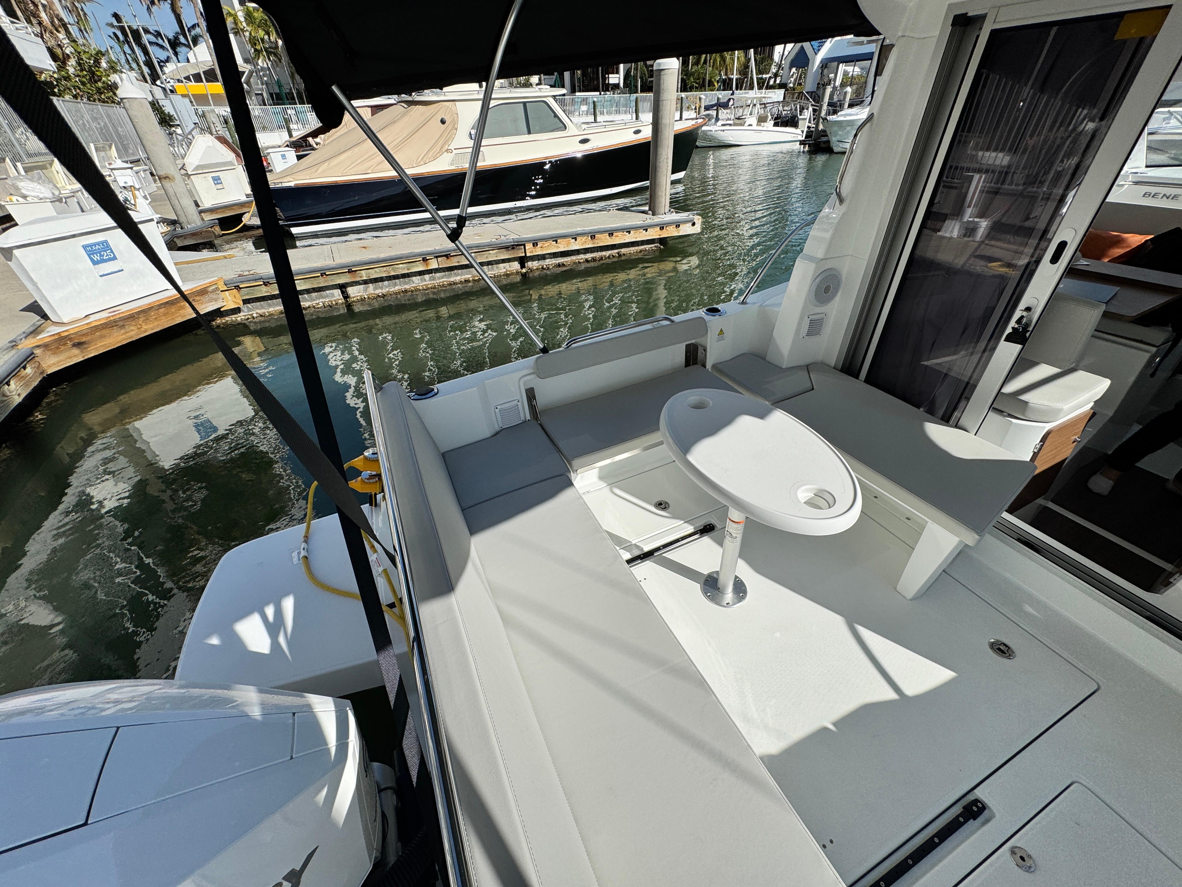 Yacht Photos Pics
