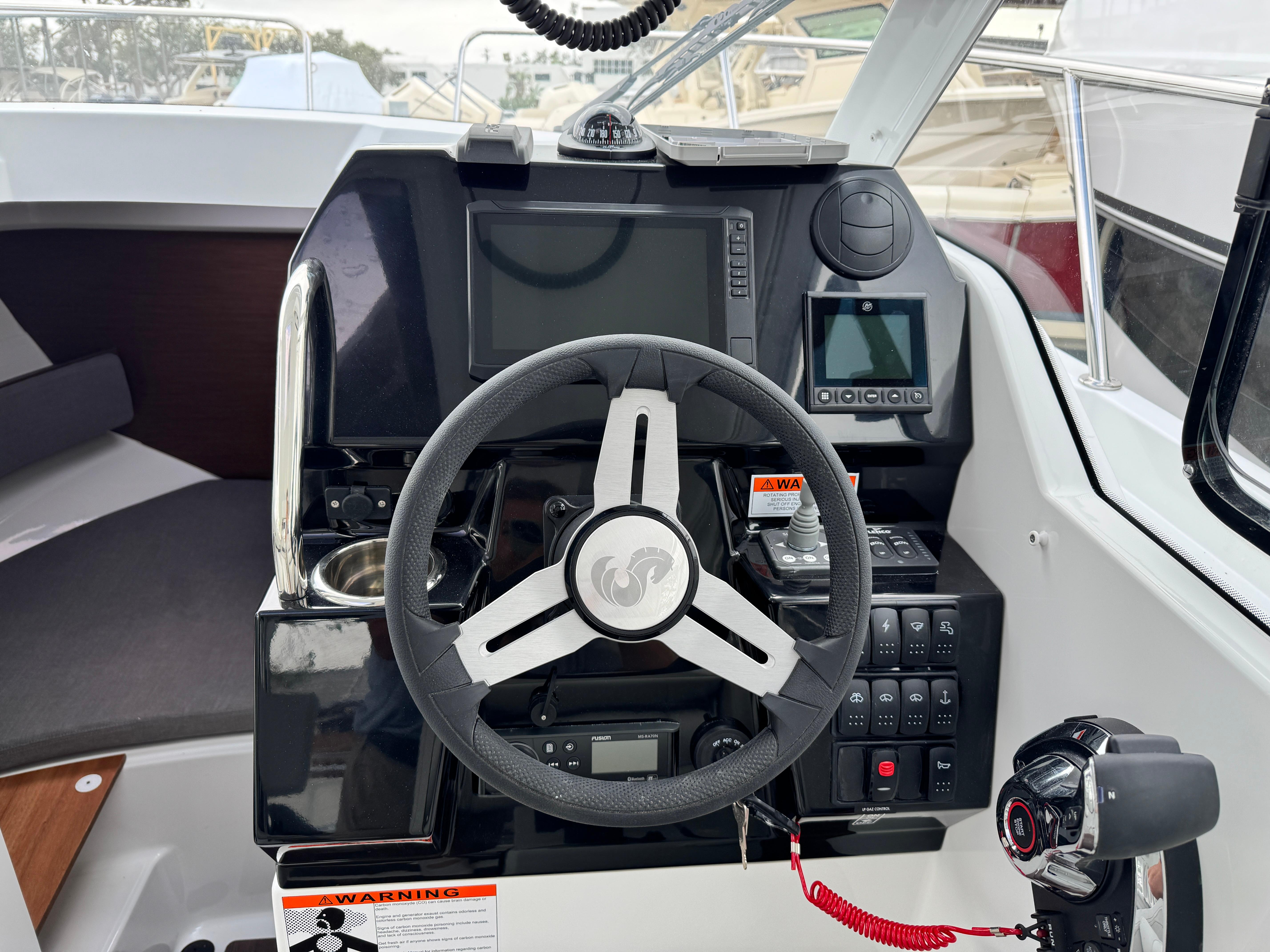 Yacht Photos Pics