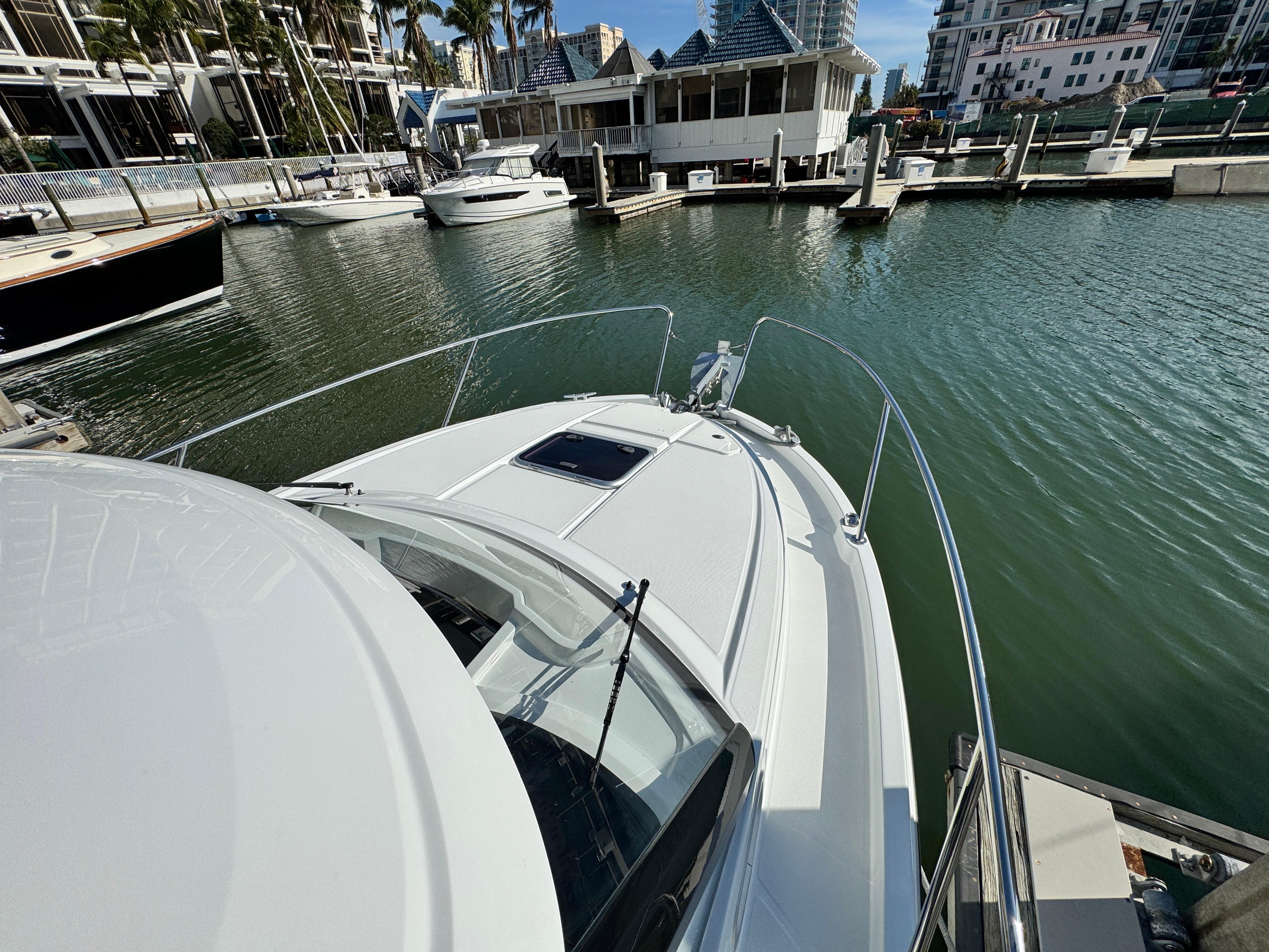 Yacht Photos Pics