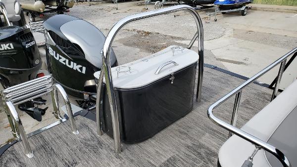 2021 Tahoe Pontoons boat for sale, model of the boat is Cascade 2585 VRB & Image # 16 of 19