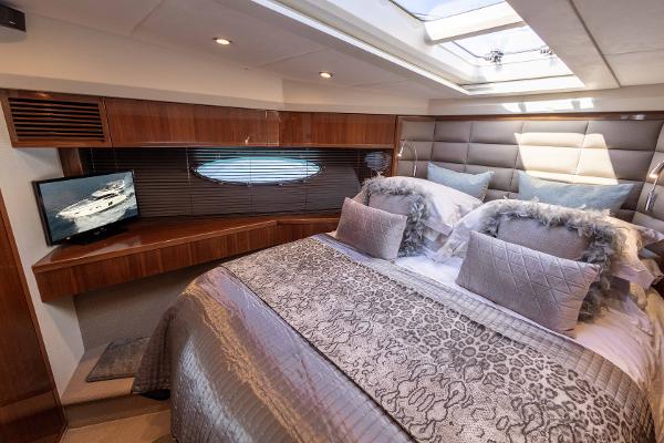 Princess Motor Yacht Sales - Used Princess 64