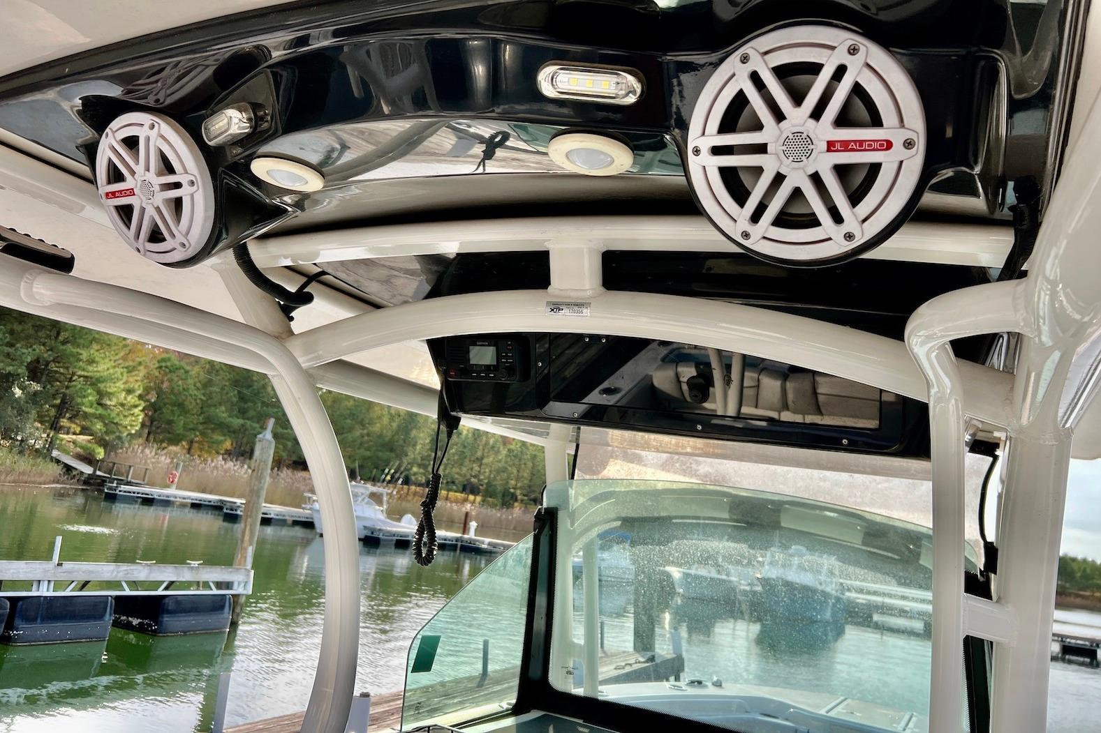 VA 10484 BH Knot 10 Yacht Sales VA 10484 BH Knot 10 Yacht Sales