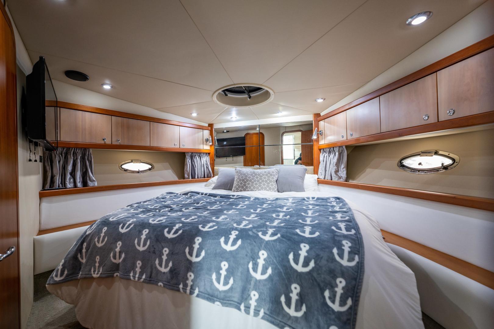 Sunseeker 47 Catmandu - Master Stateroom