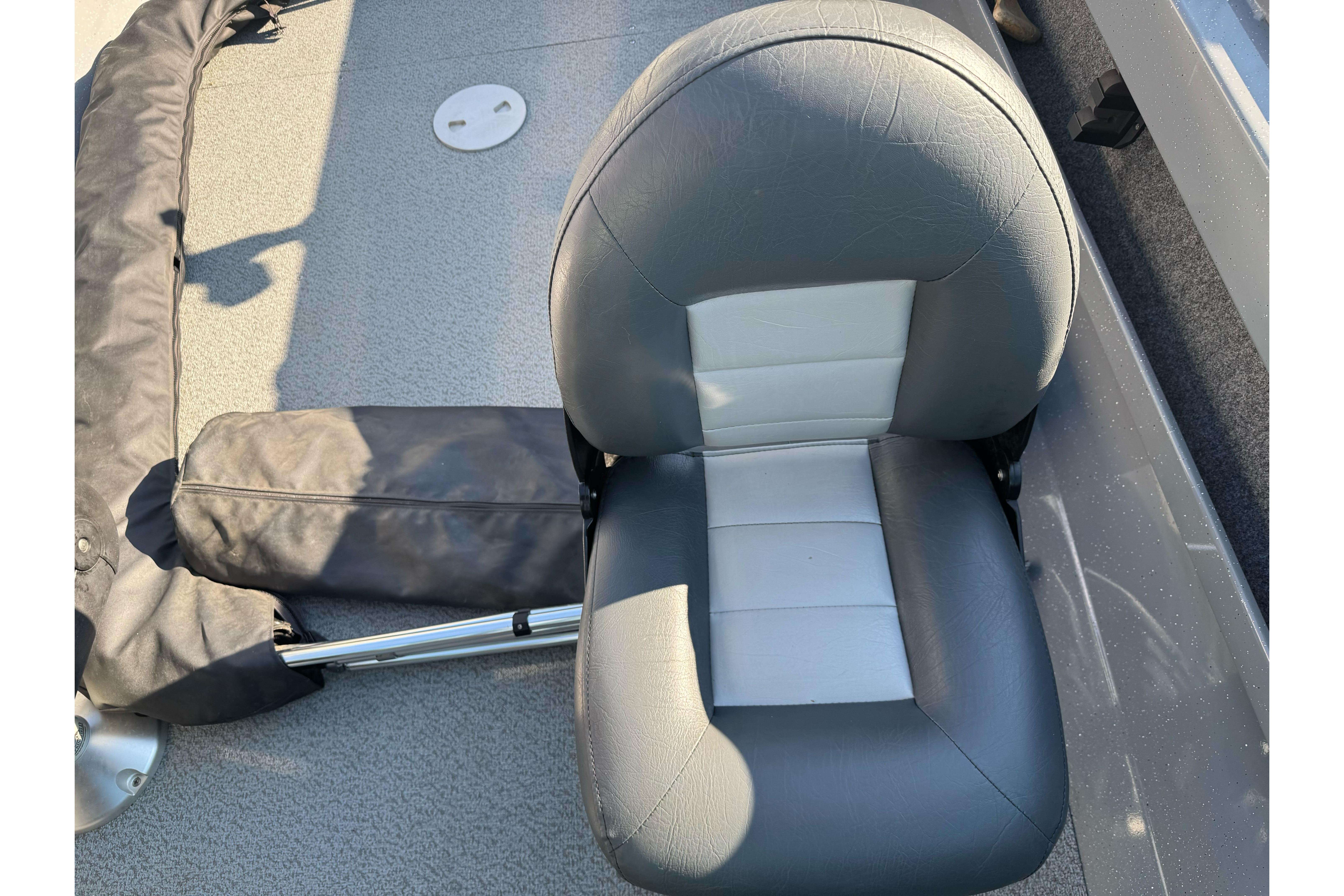 2017 RH Boats 18 SH interior with gray and white seat.