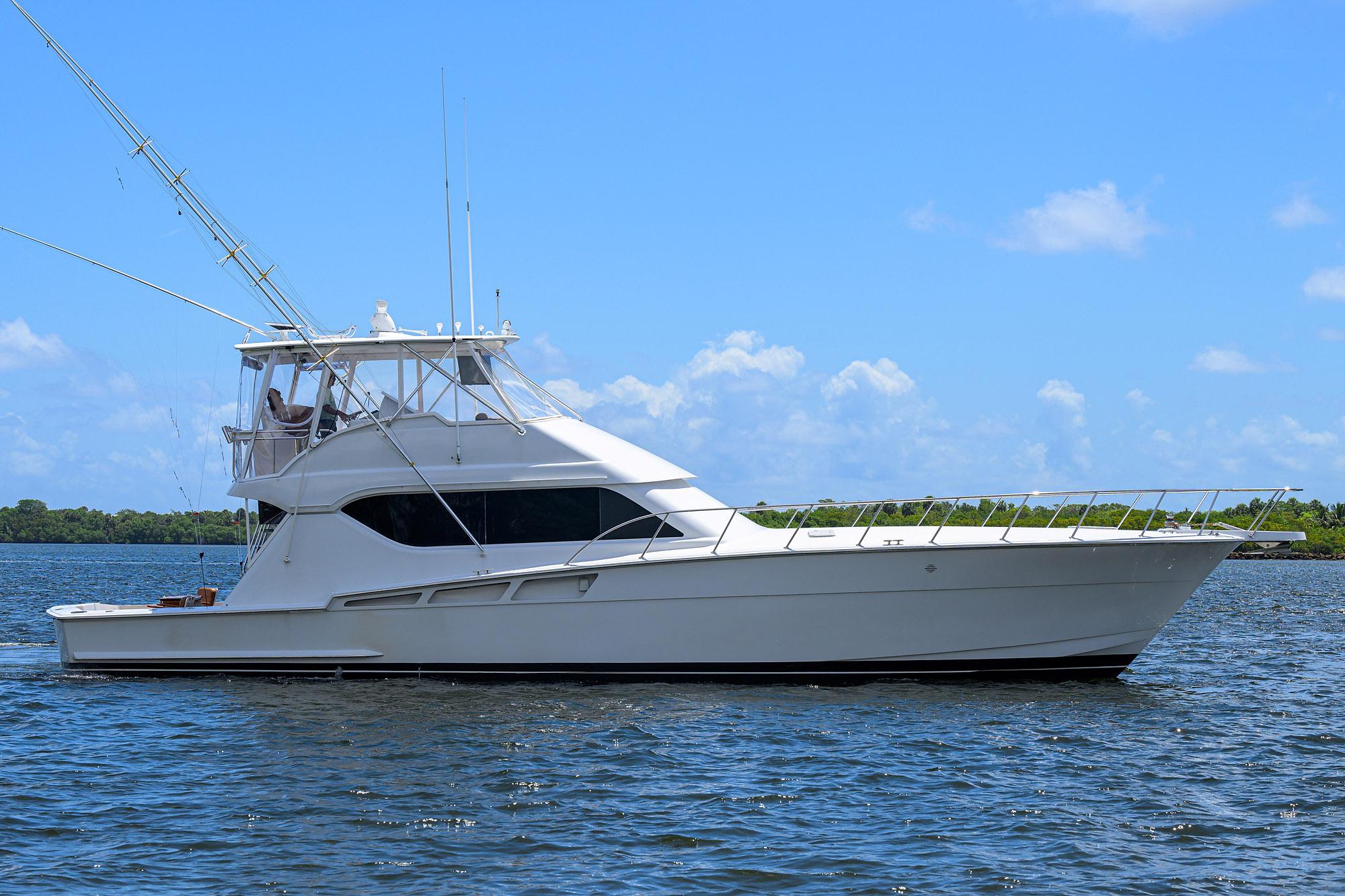 2001 Hatteras 60 convertible