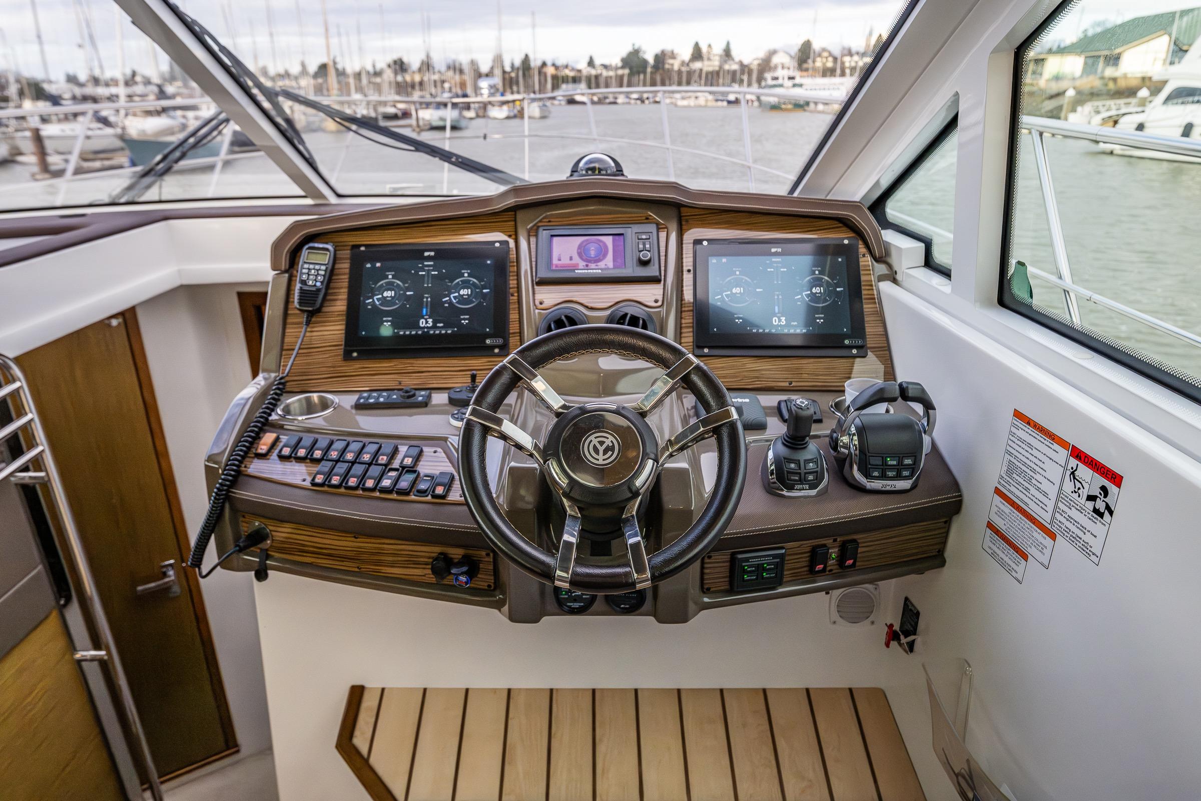 2014 Cruisers Yachts 45 Cantius #TBTW4512514LLC inventory image at Sun Country Yachts, South Lake Union (Seattle)