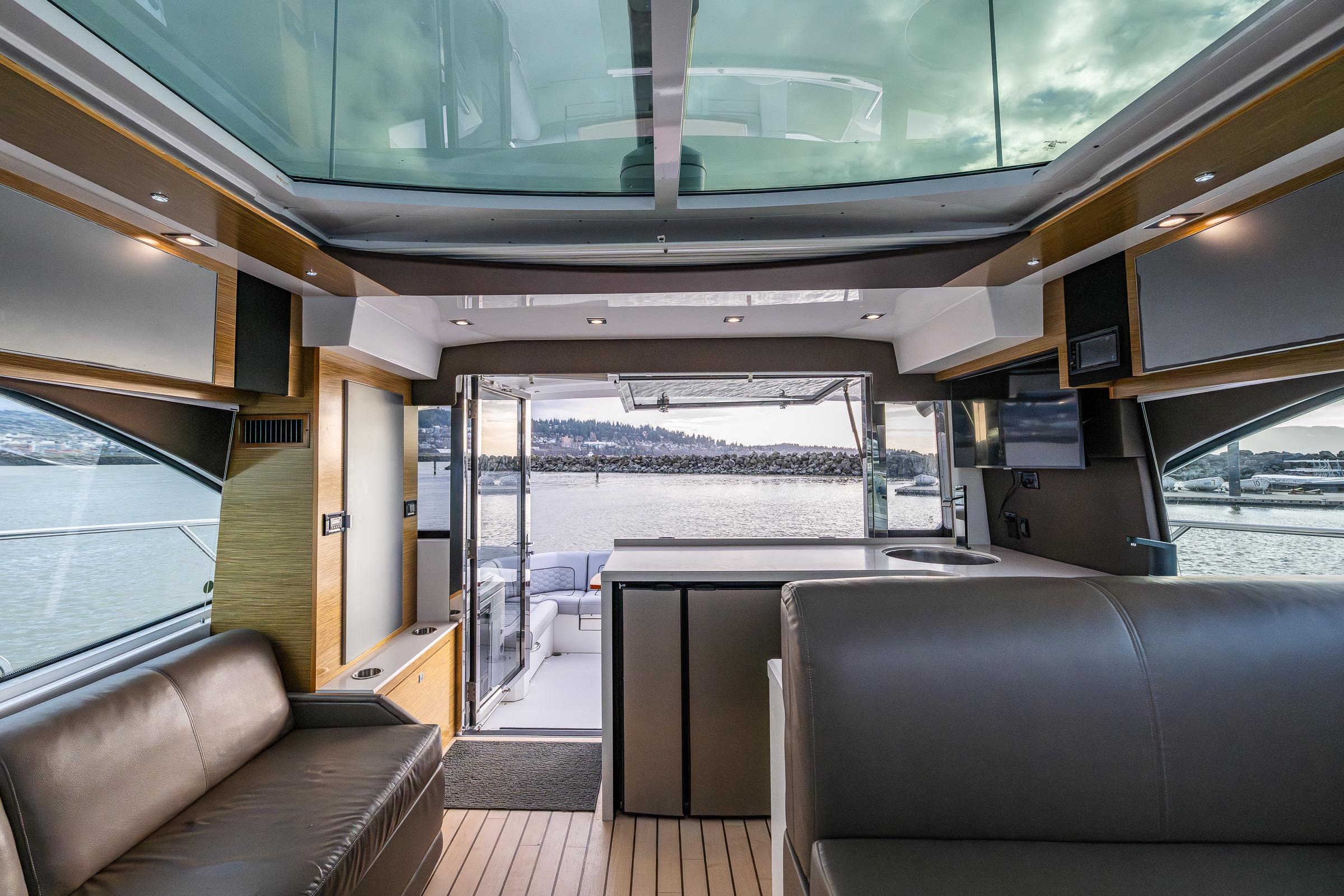 2014 Cruisers Yachts 45 Cantius #TBTW4512514LLC inventory image at Sun Country Yachts, South Lake Union (Seattle)