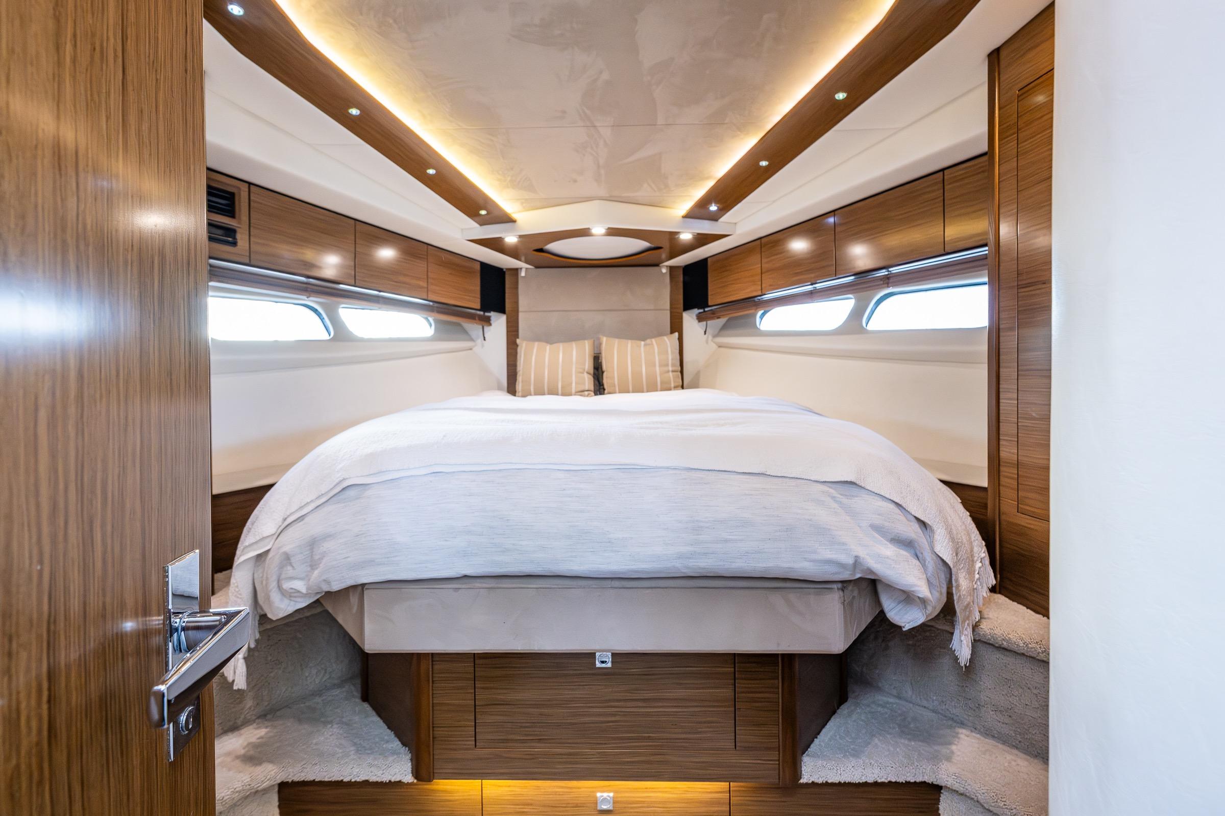 2014 Cruisers Yachts 45 Cantius #TBTW4512514LLC inventory image at Sun Country Yachts, South Lake Union (Seattle)