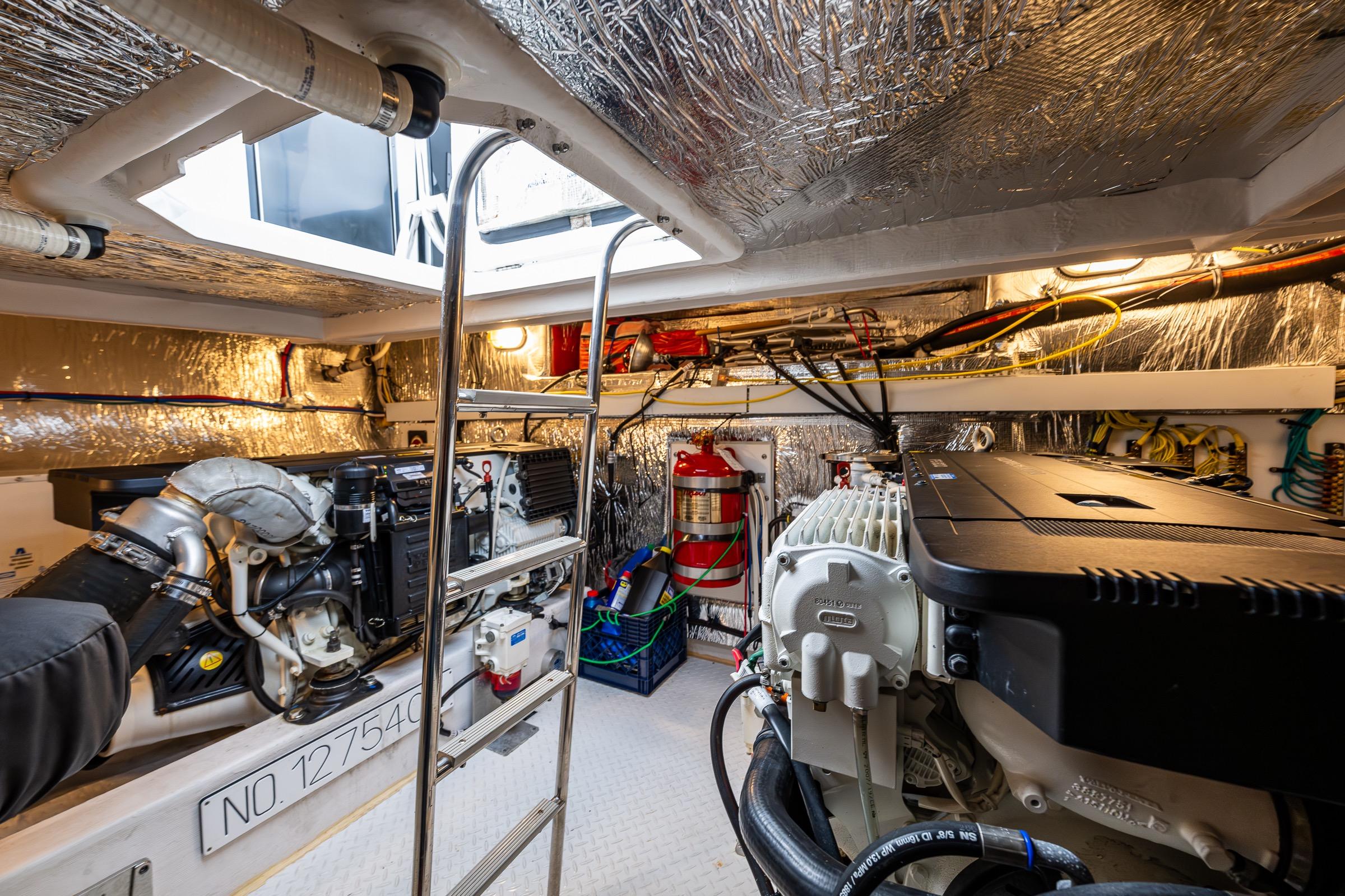 2014 Cruisers Yachts 45 Cantius #TBTW4512514LLC inventory image at Sun Country Yachts, South Lake Union (Seattle)