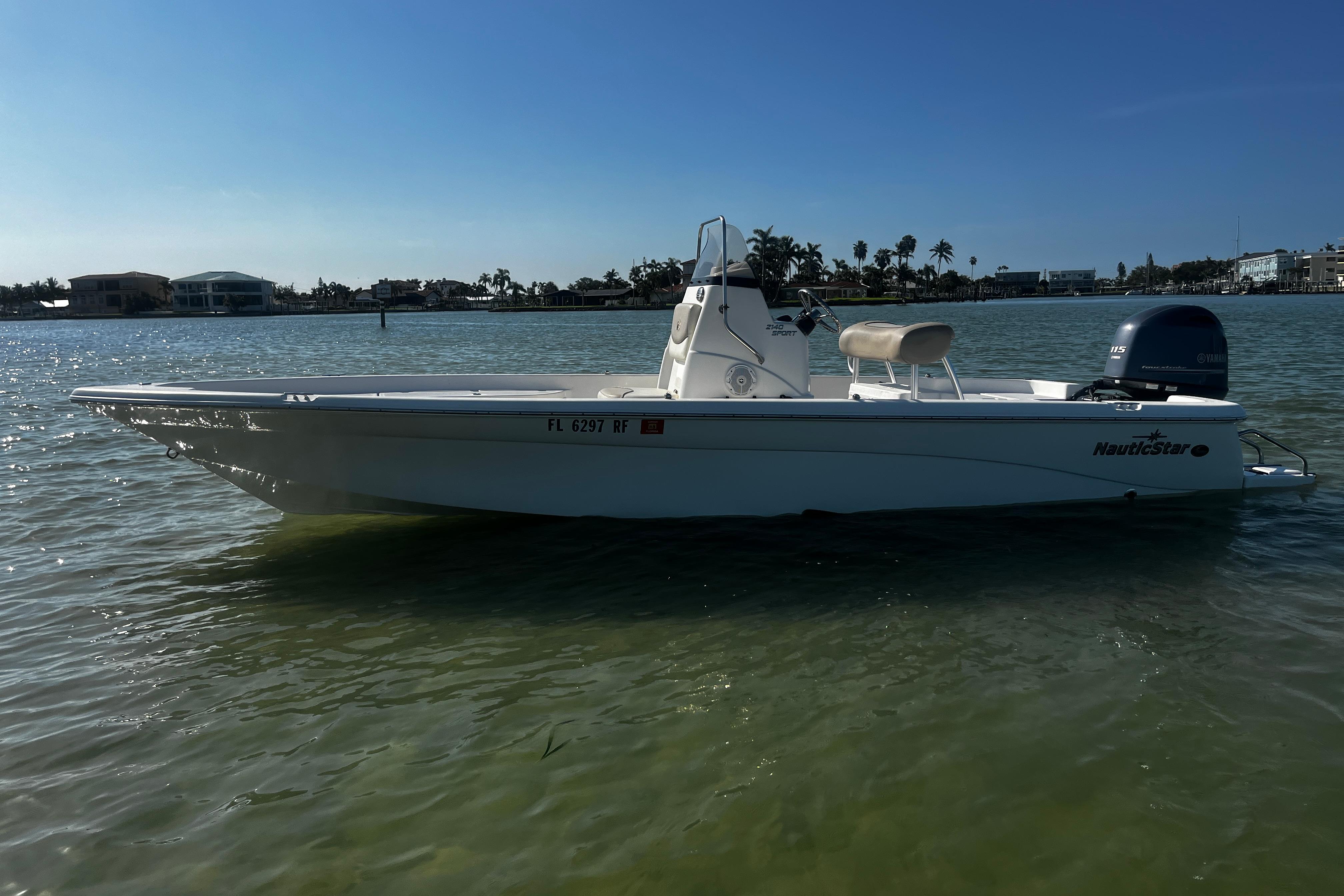 2017 Nauticstar 2140 Sport-2