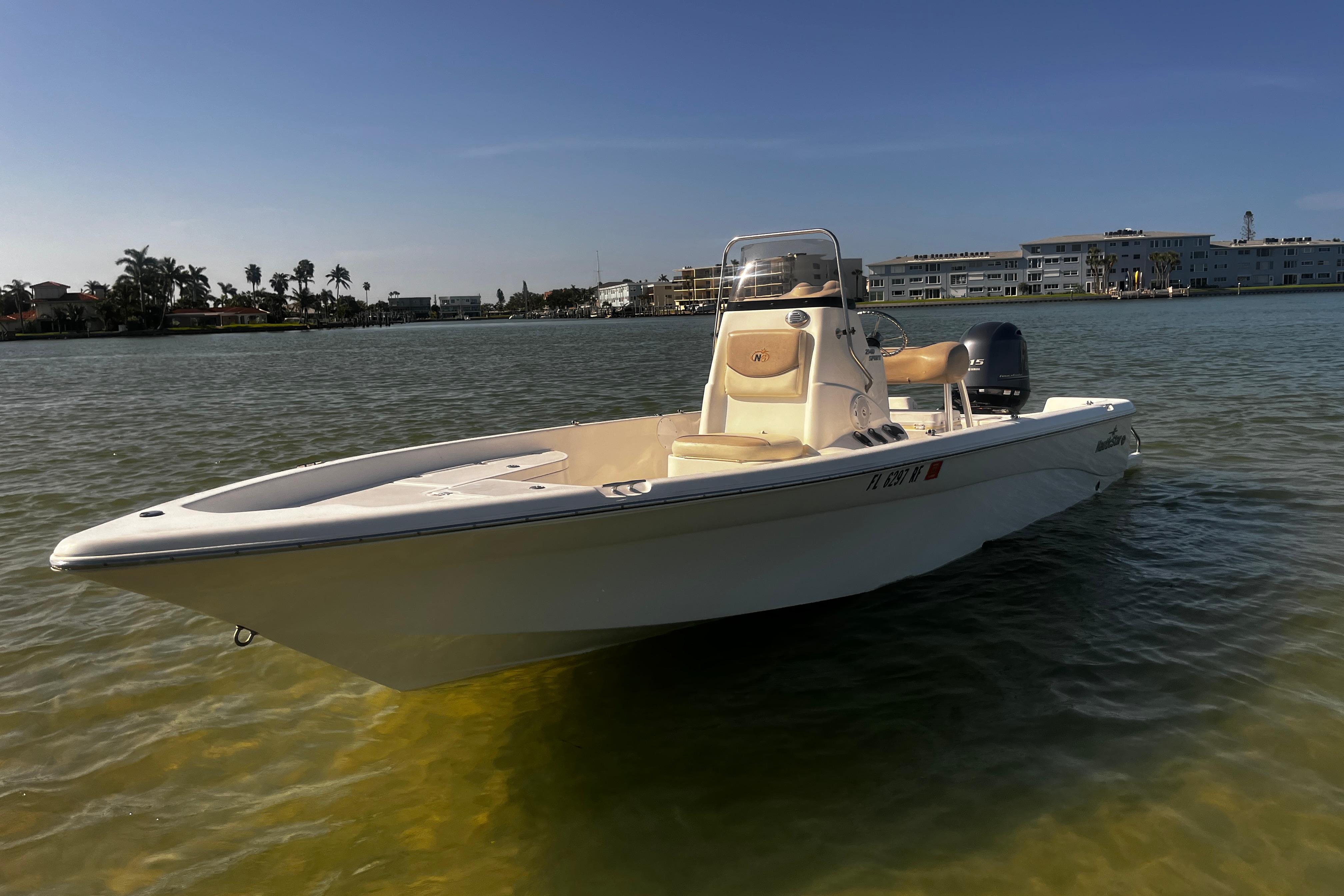 2017 Nauticstar 2140 Sport-3