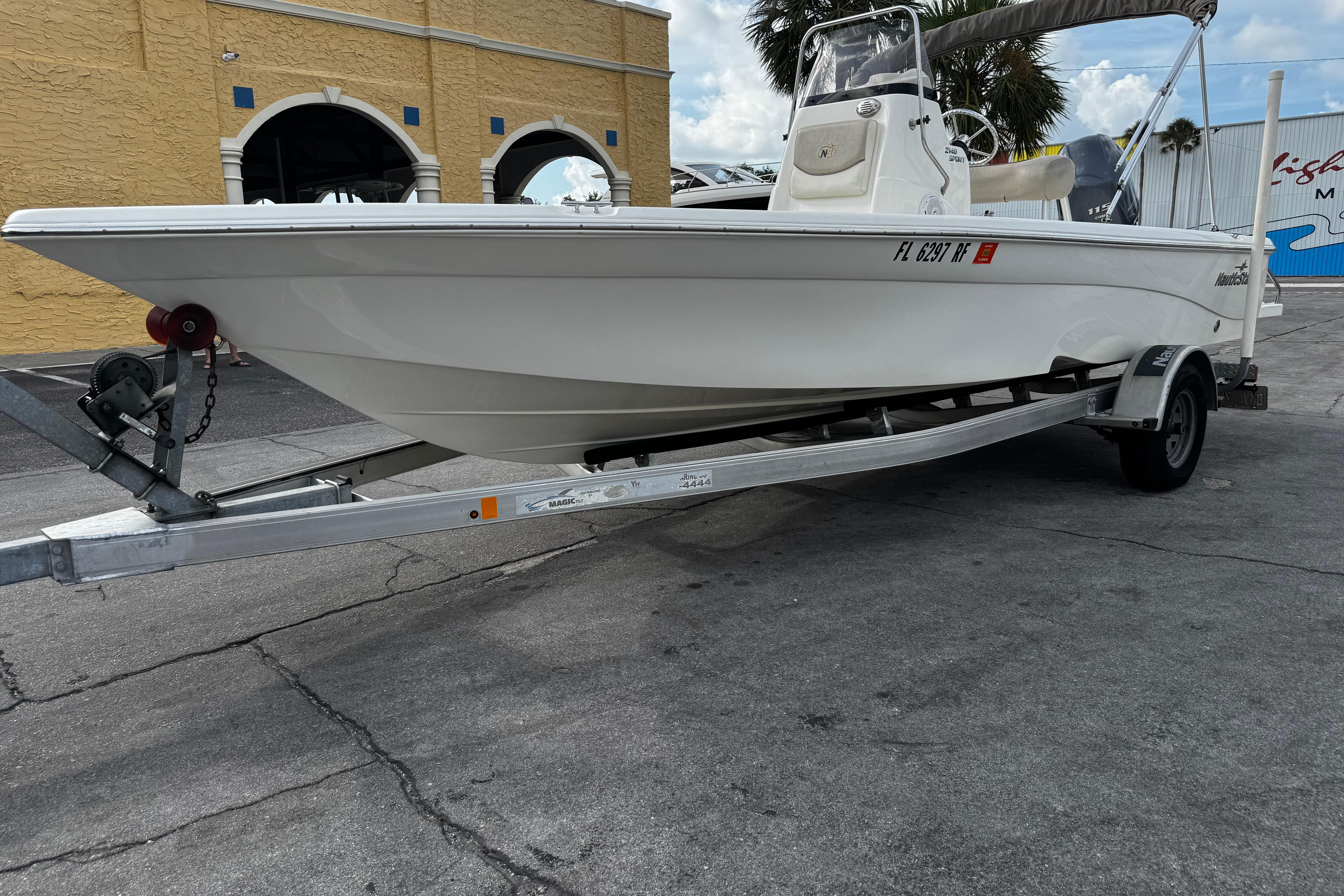 2017 Nauticstar 2140 Sport-15