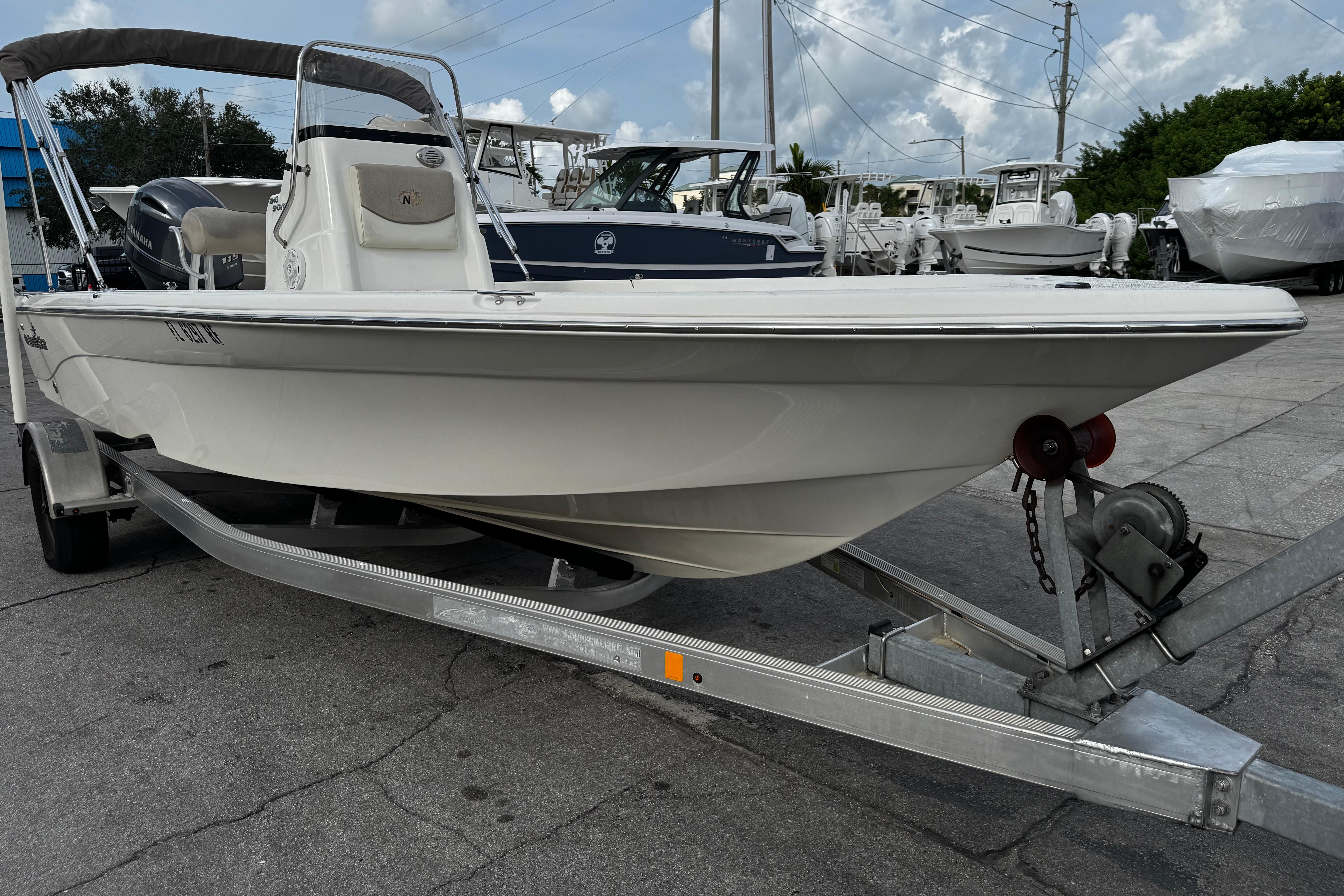 2017 Nauticstar 2140 Sport-16