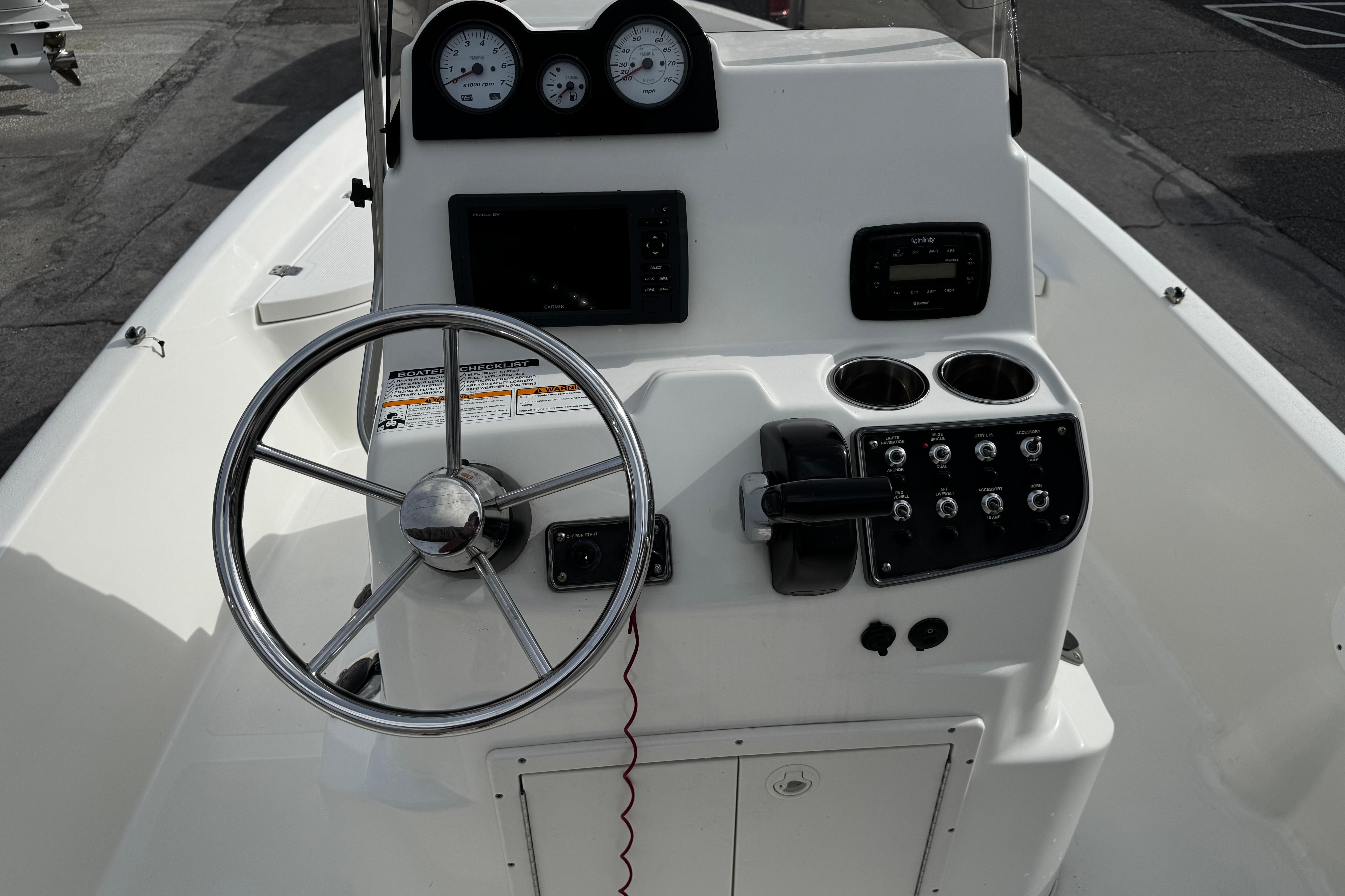 2017 Nauticstar 2140 Sport-22