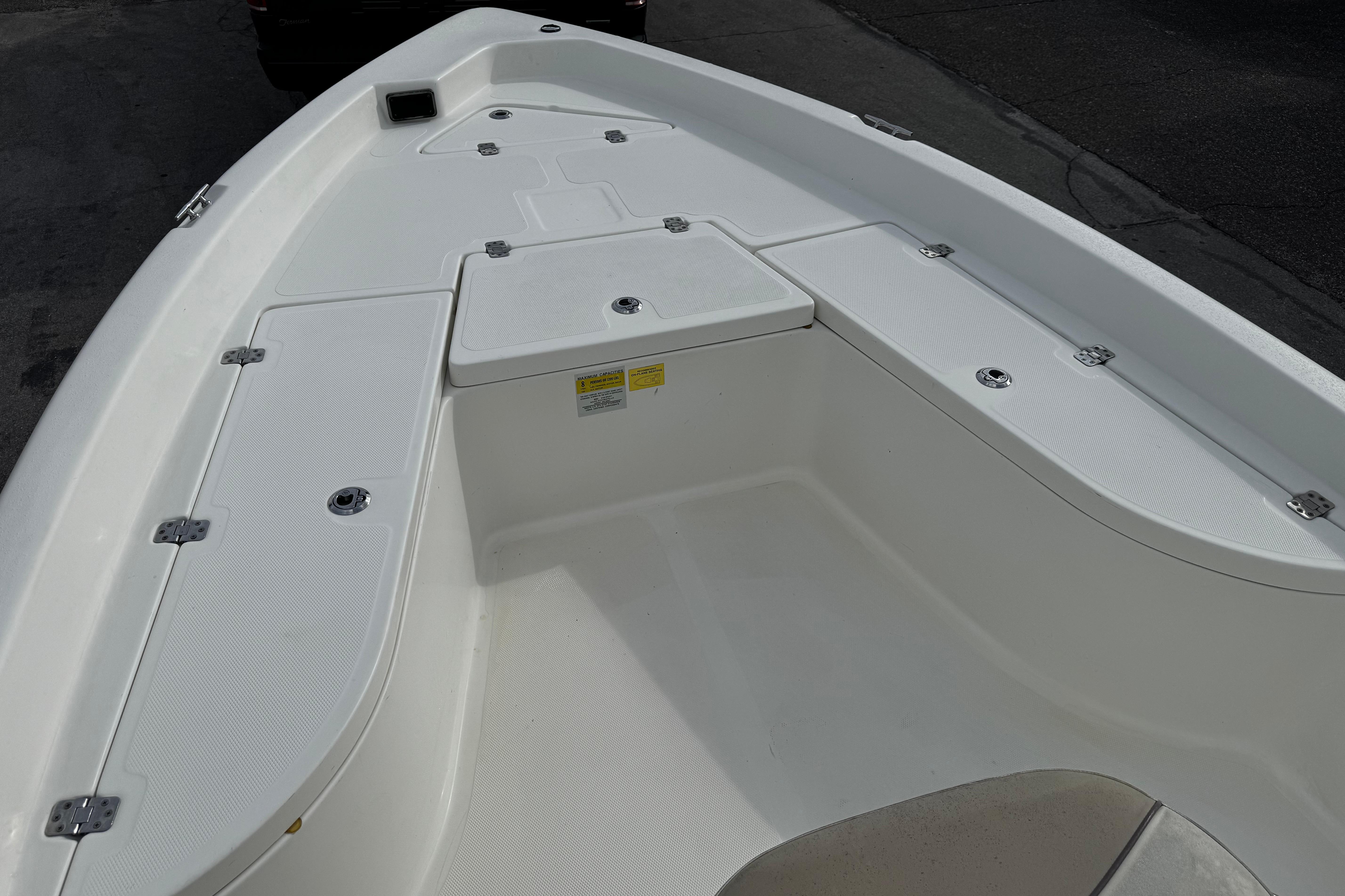2017 Nauticstar 2140 Sport-23