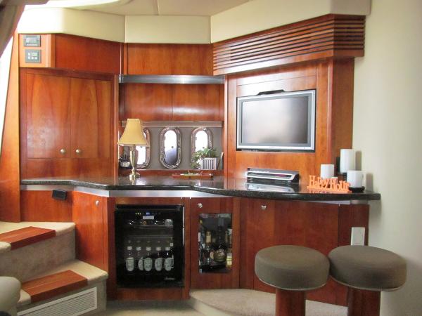 42' Cruisers Yachts, Listing Number 100876624, Image No. 3
