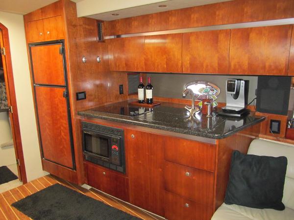 42' Cruisers Yachts, Listing Number 100876624, Image No. 7