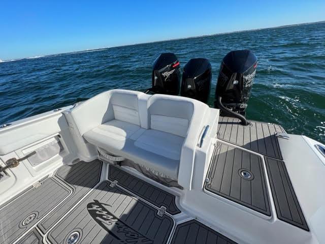 2021 Nor-Tech 390 Center Console