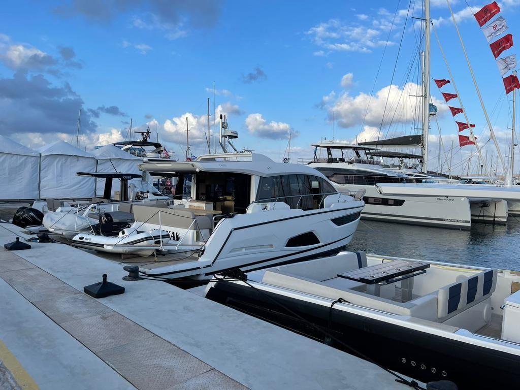 2018 Sealine C430