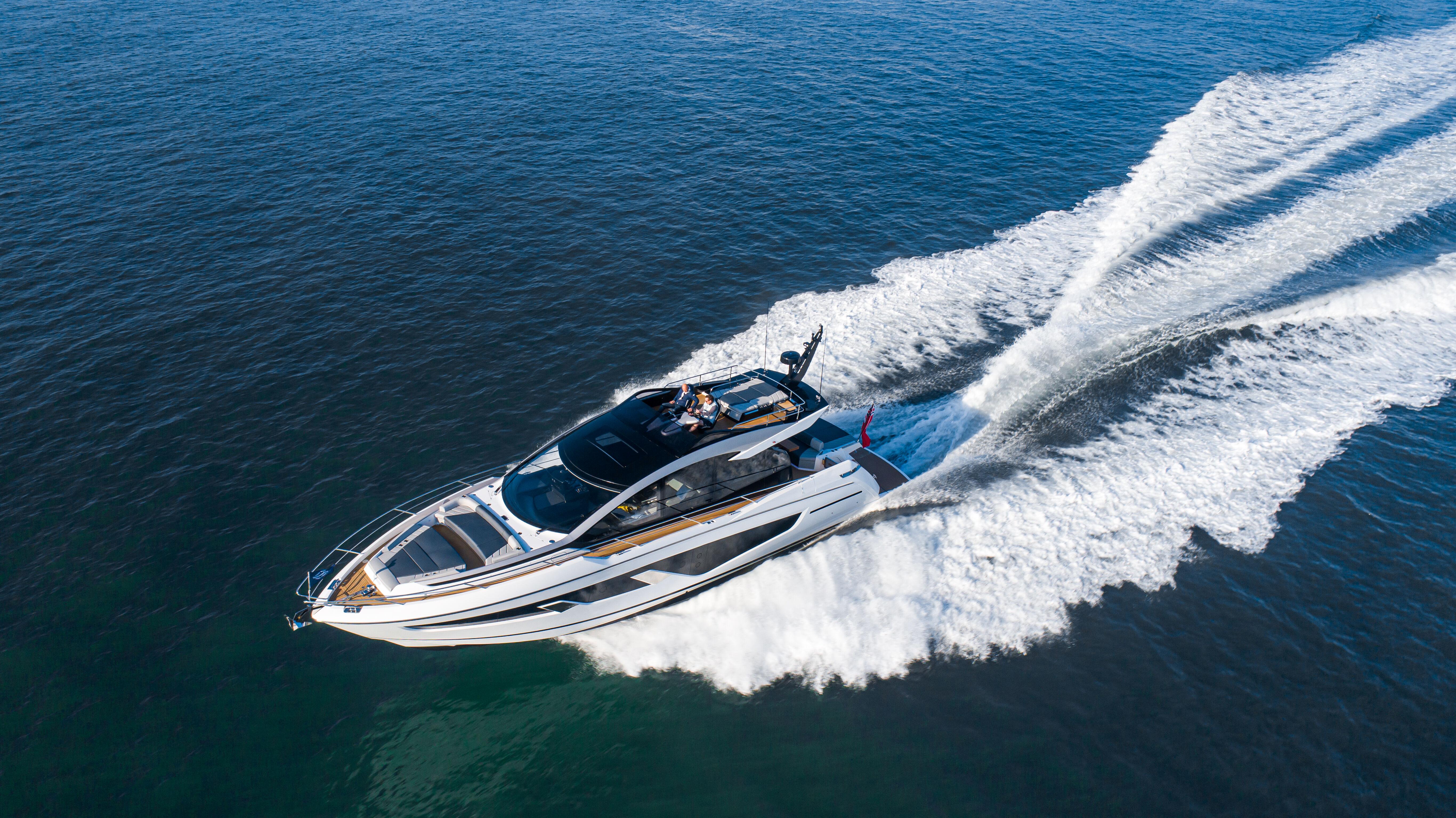 2023 Sunseeker 65 sport yacht