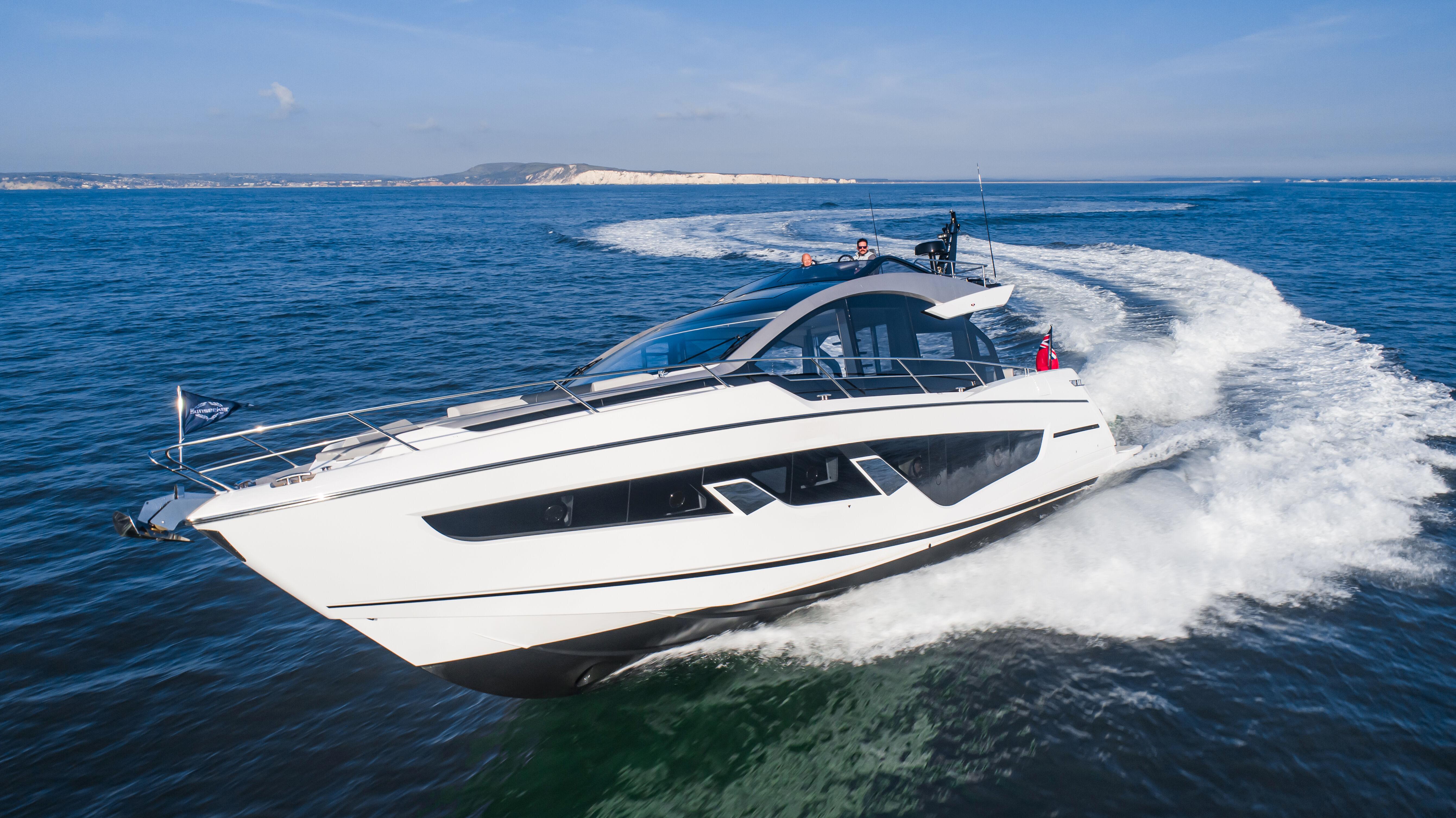 2023 Sunseeker 65 sport yacht