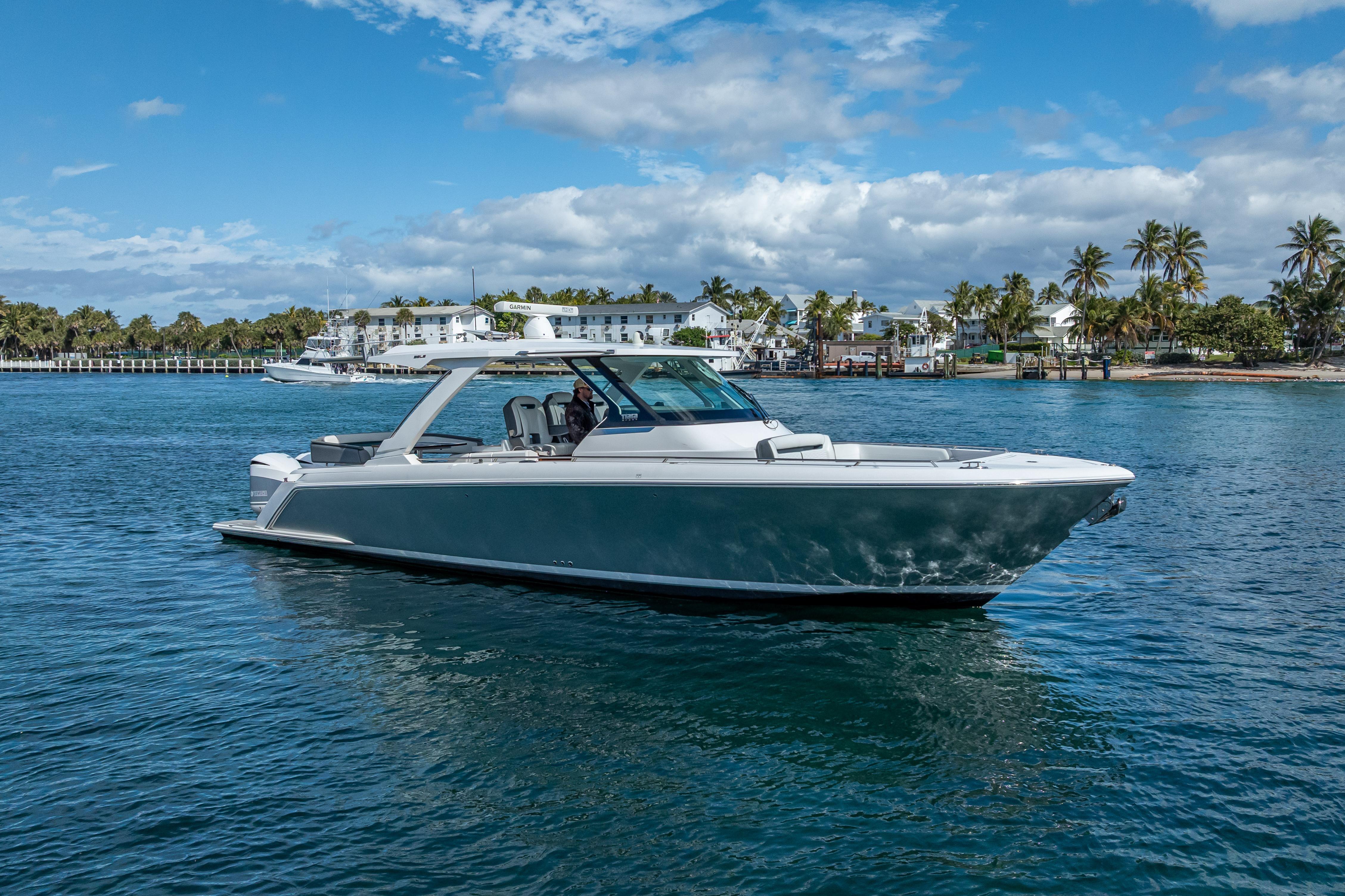 2019 Tiara 38 LS