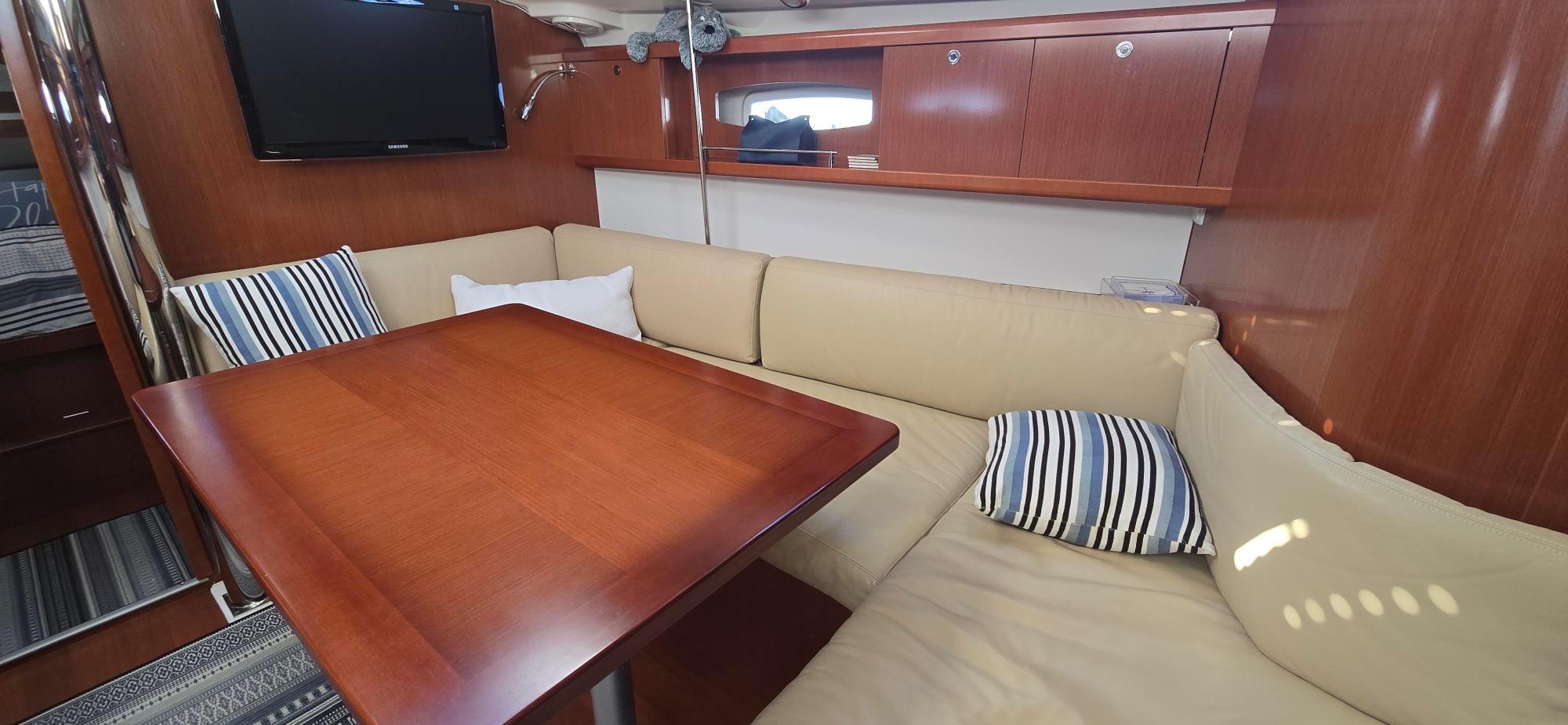 Yacht Photos Pics