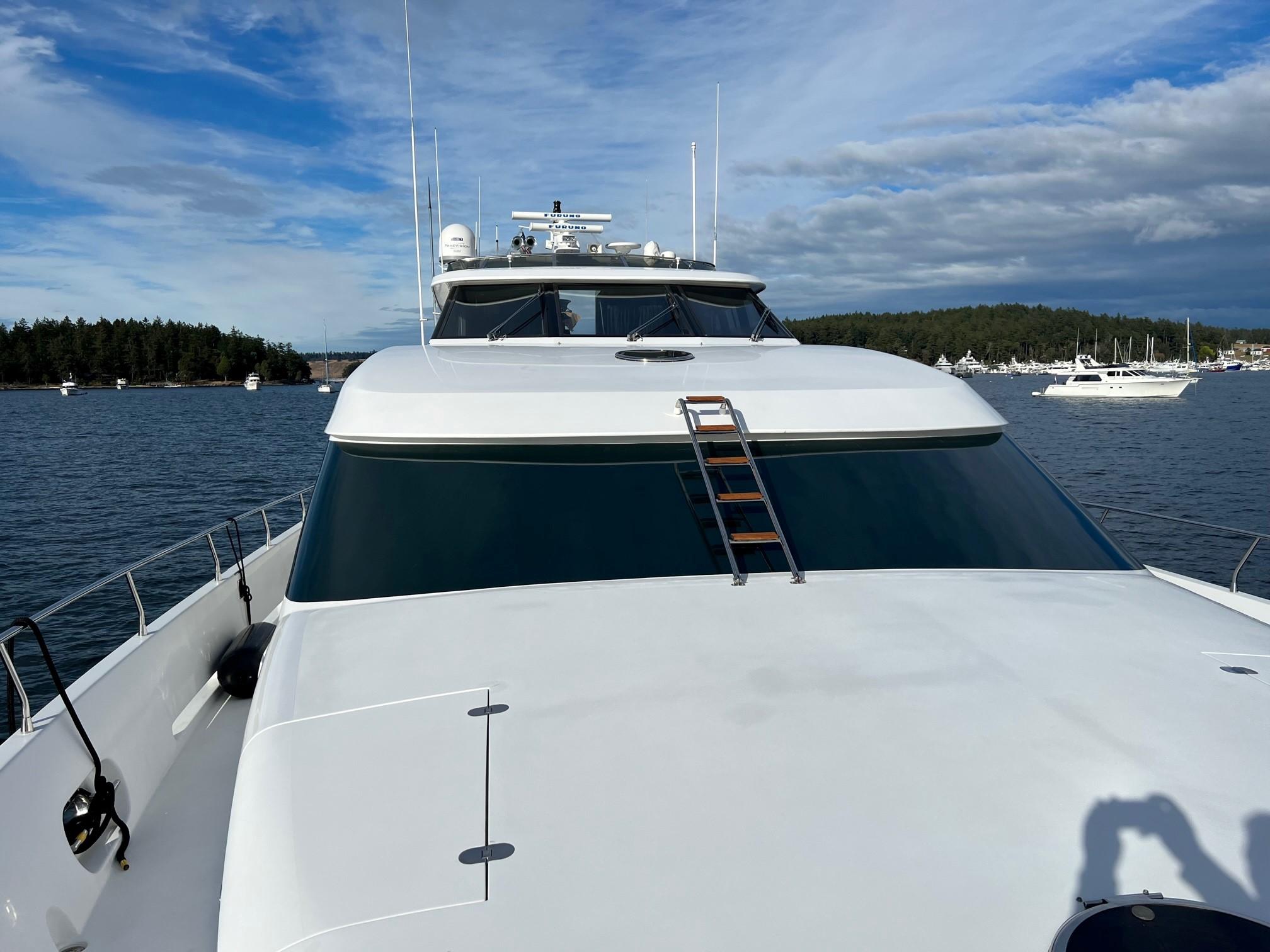 2000 Queenship Caribe Series #TBBH301M0 inventory image at Sun Country Yachts, South Lake Union (Seattle) 2000 Queenship Caribe Series #TBBH301M0 inventory image at Sun Country Yachts, South Lake Union (Seattle)