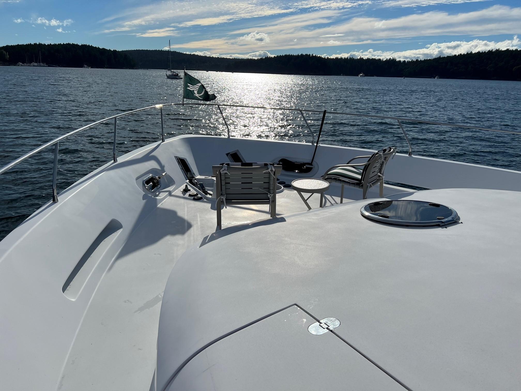 2000 Queenship Caribe Series #TBBH301M0 inventory image at Sun Country Yachts, South Lake Union (Seattle) 2000 Queenship Caribe Series #TBBH301M0 inventory image at Sun Country Yachts, South Lake Union (Seattle)