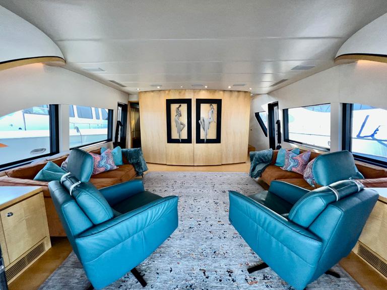 2000 Queenship Caribe Series #TBBH301M0 inventory image at Sun Country Yachts, South Lake Union (Seattle) 2000 Queenship Caribe Series #TBBH301M0 inventory image at Sun Country Yachts, South Lake Union (Seattle)