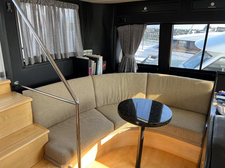 2000 Queenship Caribe Series #TBBH301M0 inventory image at Sun Country Yachts, South Lake Union (Seattle) 2000 Queenship Caribe Series #TBBH301M0 inventory image at Sun Country Yachts, South Lake Union (Seattle)