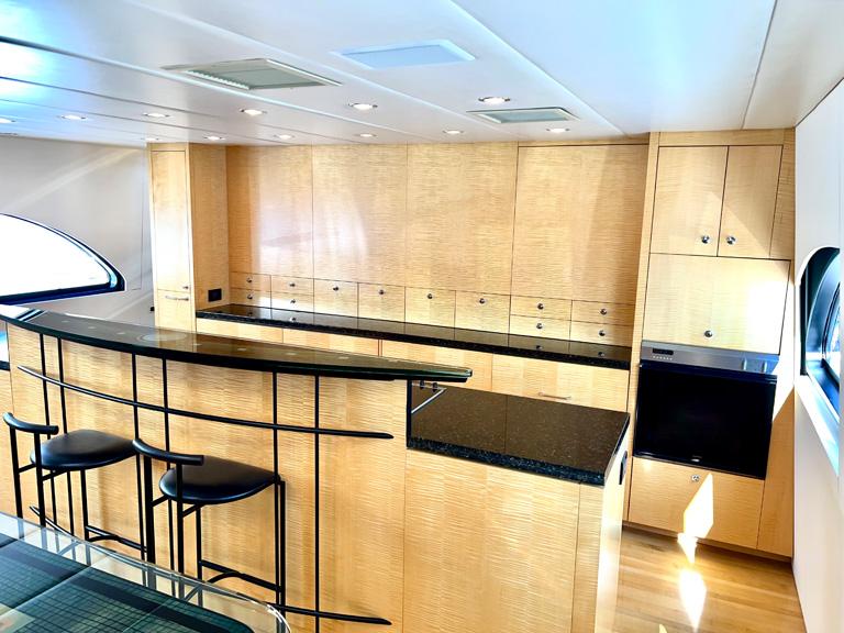 2000 Queenship Caribe Series #TBBH301M0 inventory image at Sun Country Yachts, South Lake Union (Seattle) 2000 Queenship Caribe Series #TBBH301M0 inventory image at Sun Country Yachts, South Lake Union (Seattle)