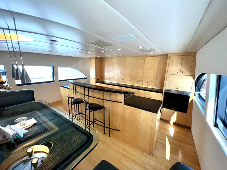 2000 Queenship Caribe Series #TBBH301M0 inventory image at Sun Country Yachts, South Lake Union (Seattle) 2000 Queenship Caribe Series #TBBH301M0 inventory image at Sun Country Yachts, South Lake Union (Seattle)