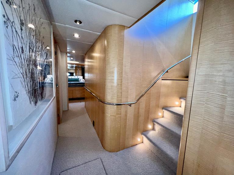 2000 Queenship Caribe Series #TBBH301M0 inventory image at Sun Country Yachts, South Lake Union (Seattle) 2000 Queenship Caribe Series #TBBH301M0 inventory image at Sun Country Yachts, South Lake Union (Seattle)