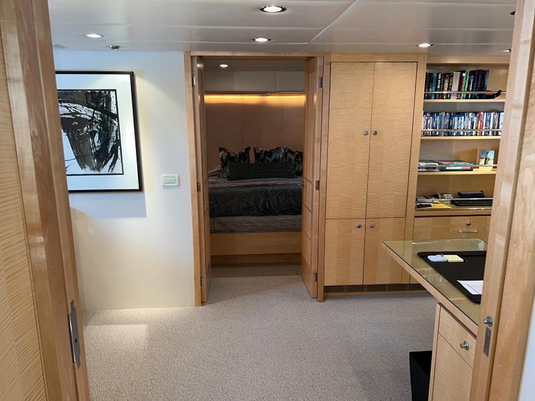 2000 Queenship Caribe Series #TBBH301M0 inventory image at Sun Country Yachts, South Lake Union (Seattle) 2000 Queenship Caribe Series #TBBH301M0 inventory image at Sun Country Yachts, South Lake Union (Seattle)