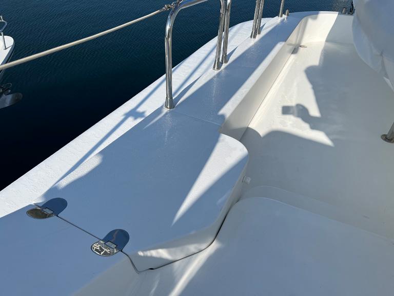 2000 Queenship Caribe Series #TBBH301M0 inventory image at Sun Country Yachts, South Lake Union (Seattle) 2000 Queenship Caribe Series #TBBH301M0 inventory image at Sun Country Yachts, South Lake Union (Seattle)