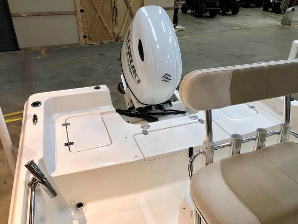 2021 Bulls Bay boat for sale, model of the boat is 2200 & Image # 8 of 17