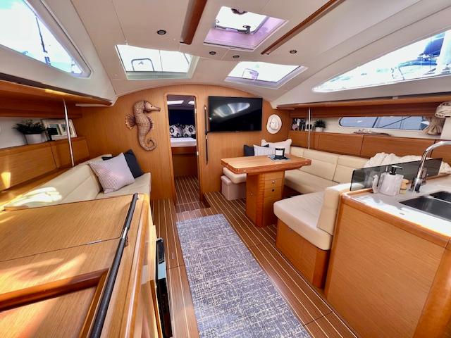 SC 9525 SS Knot 10 Yacht Sales