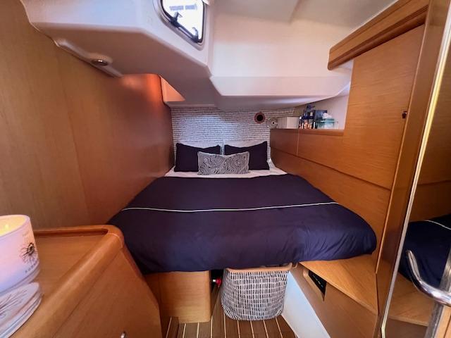 SC 9525 SS Knot 10 Yacht Sales