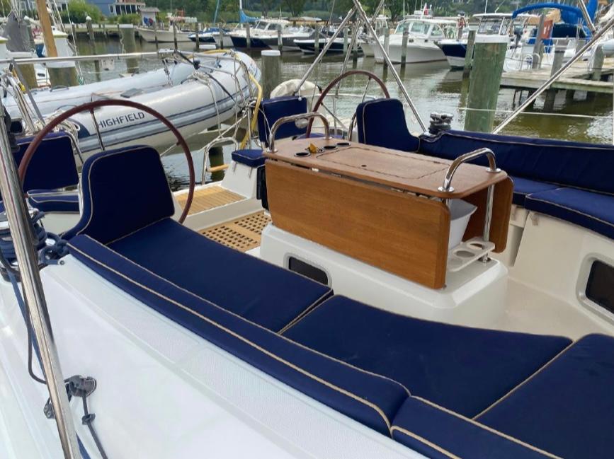SC 9525 SS Knot 10 Yacht Sales