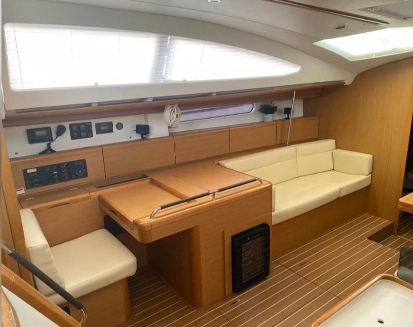 SC 9525 SS Knot 10 Yacht Sales