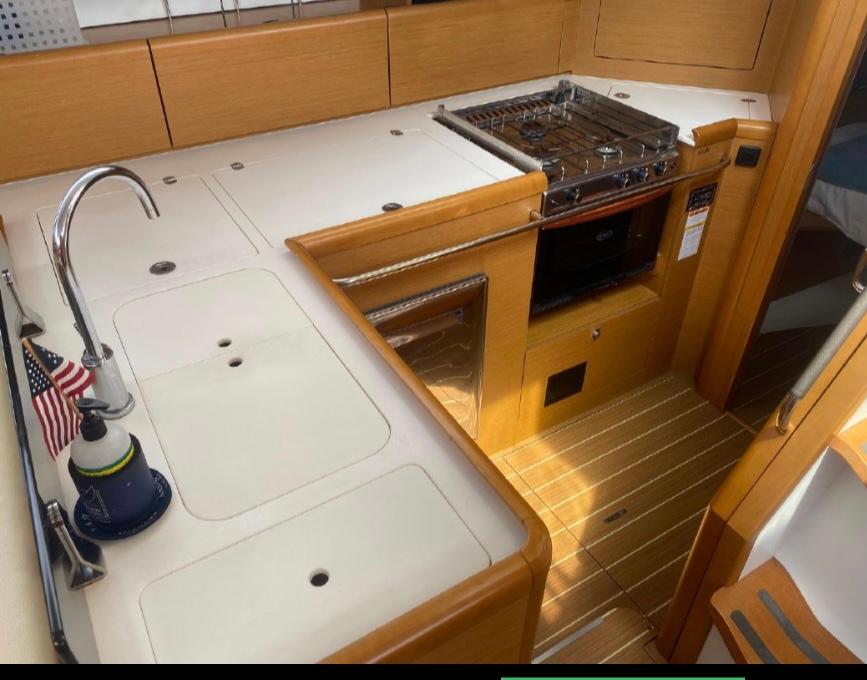 SC 9525 SS Knot 10 Yacht Sales