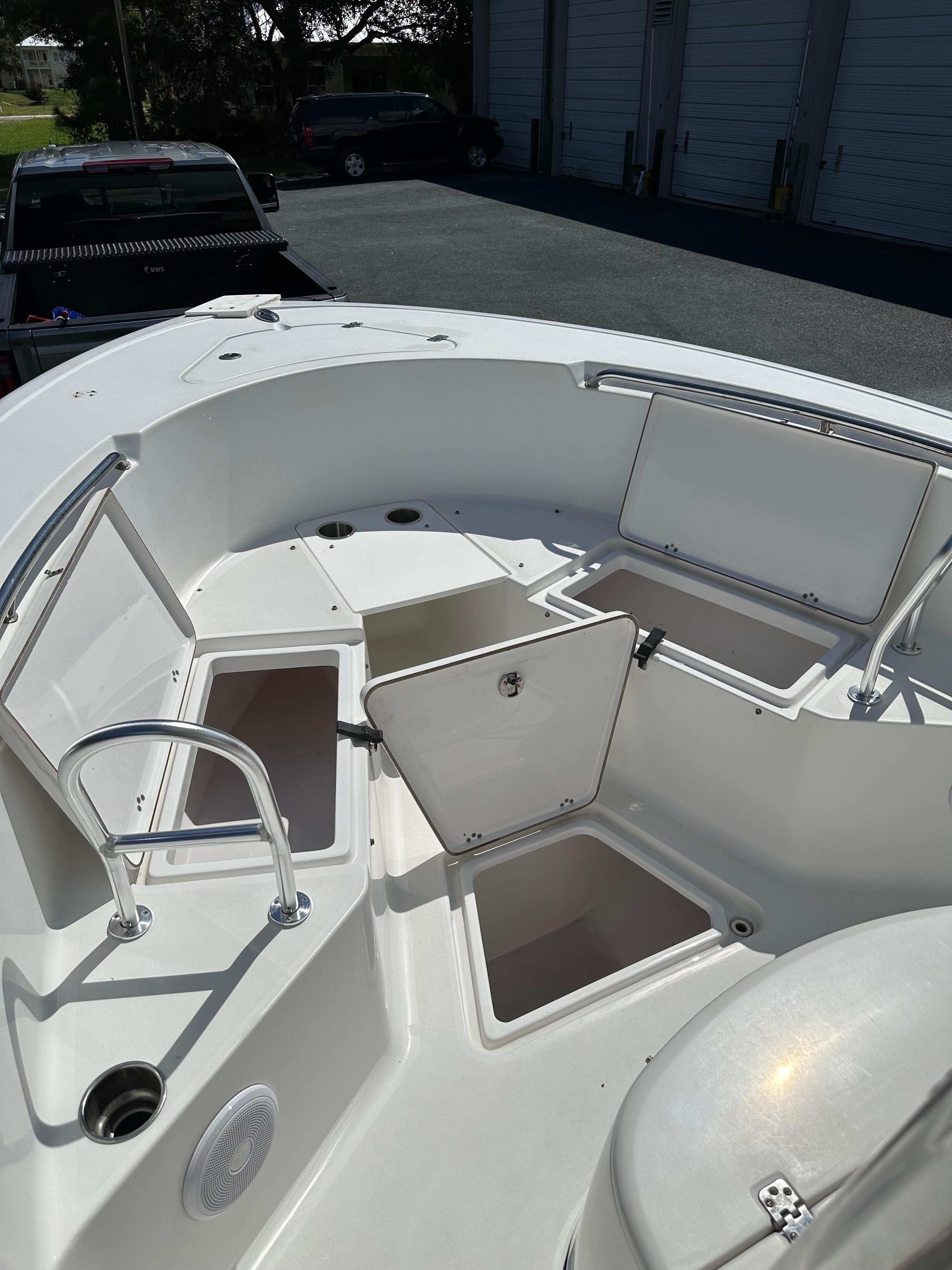 2016 Sportsman Open 232 Center Console - Image 10