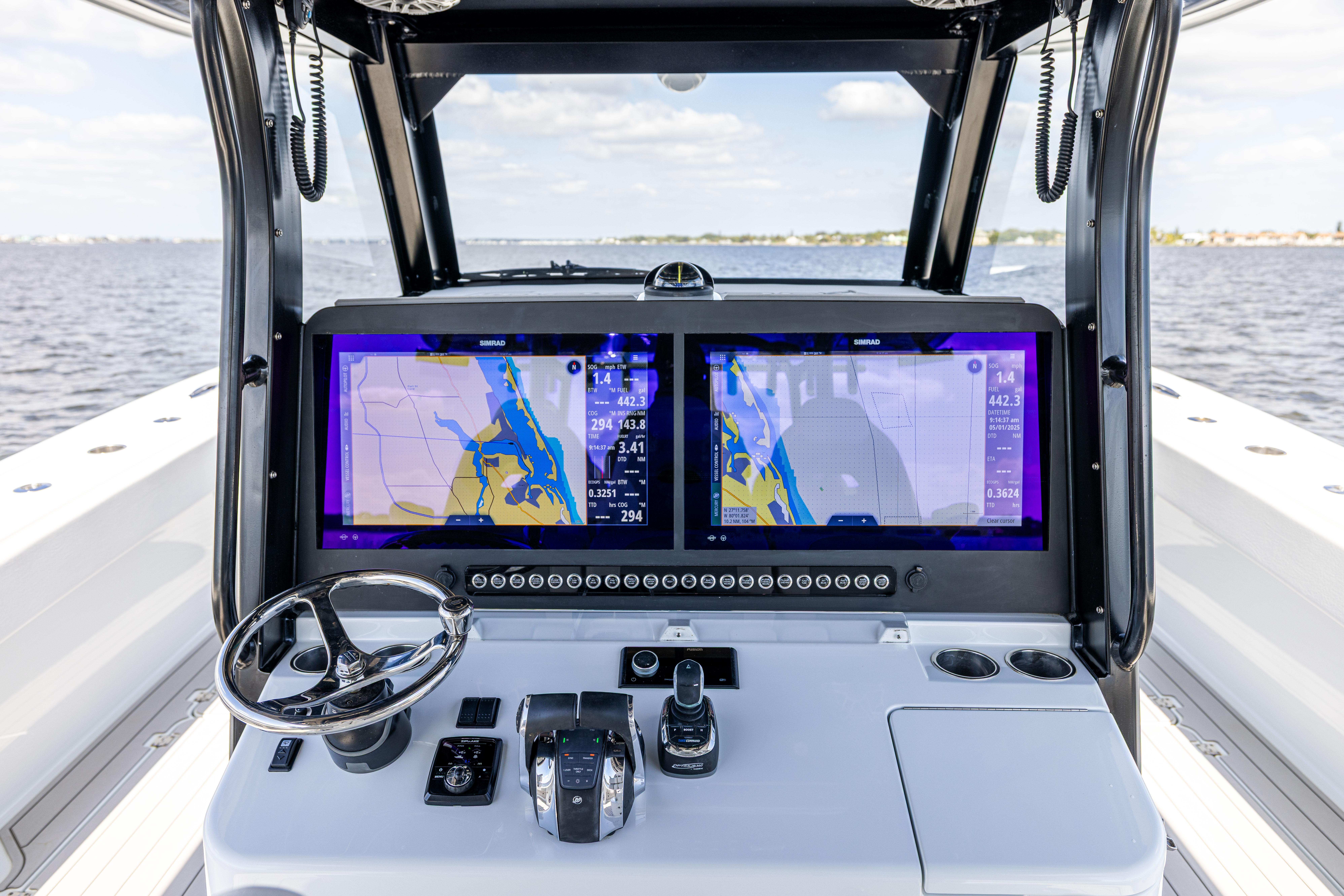 2022-freeman-47-center-console-power-9783844-20250506065433306-1_XLARGE
