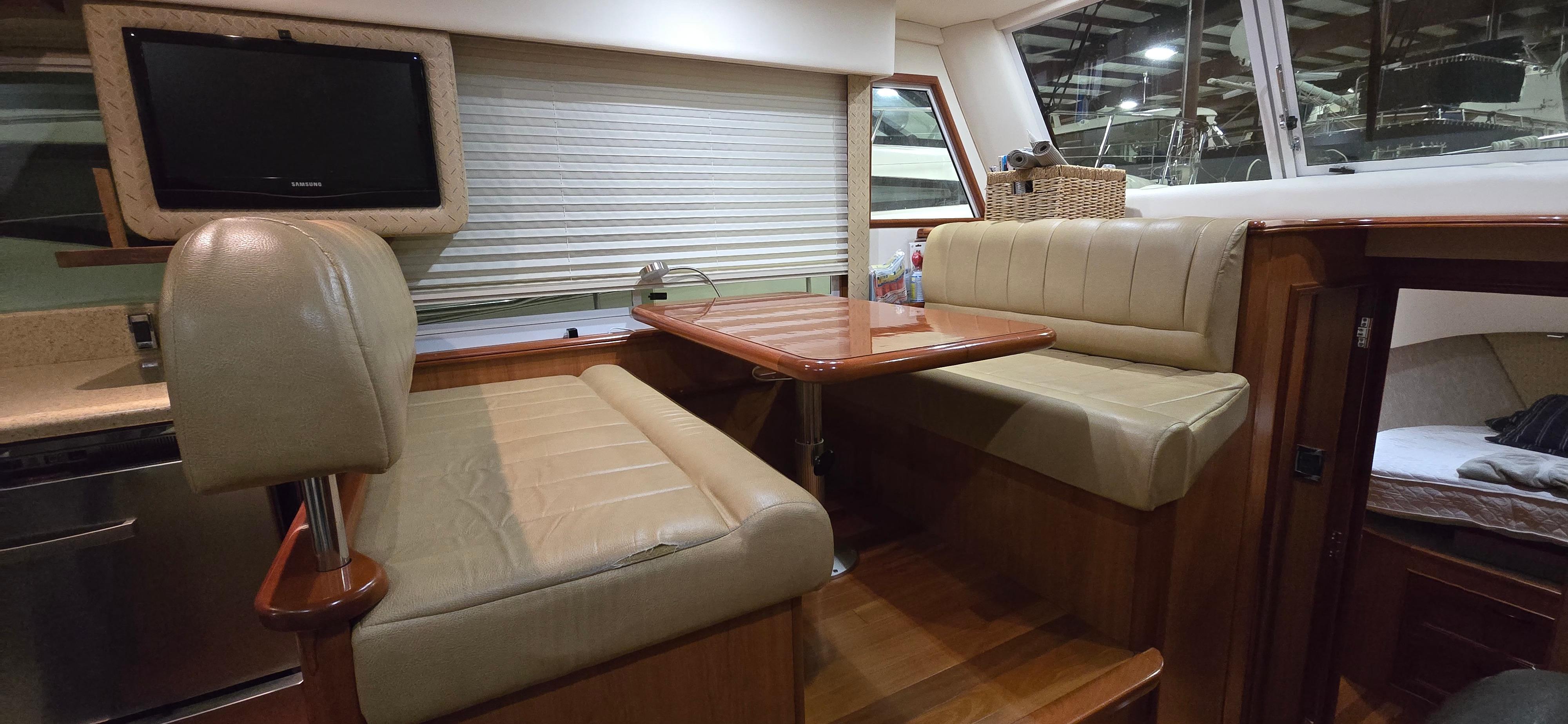Mainship-395 Trawler 2011-Mano 1 QC-CA-9723846 | Thumbnail