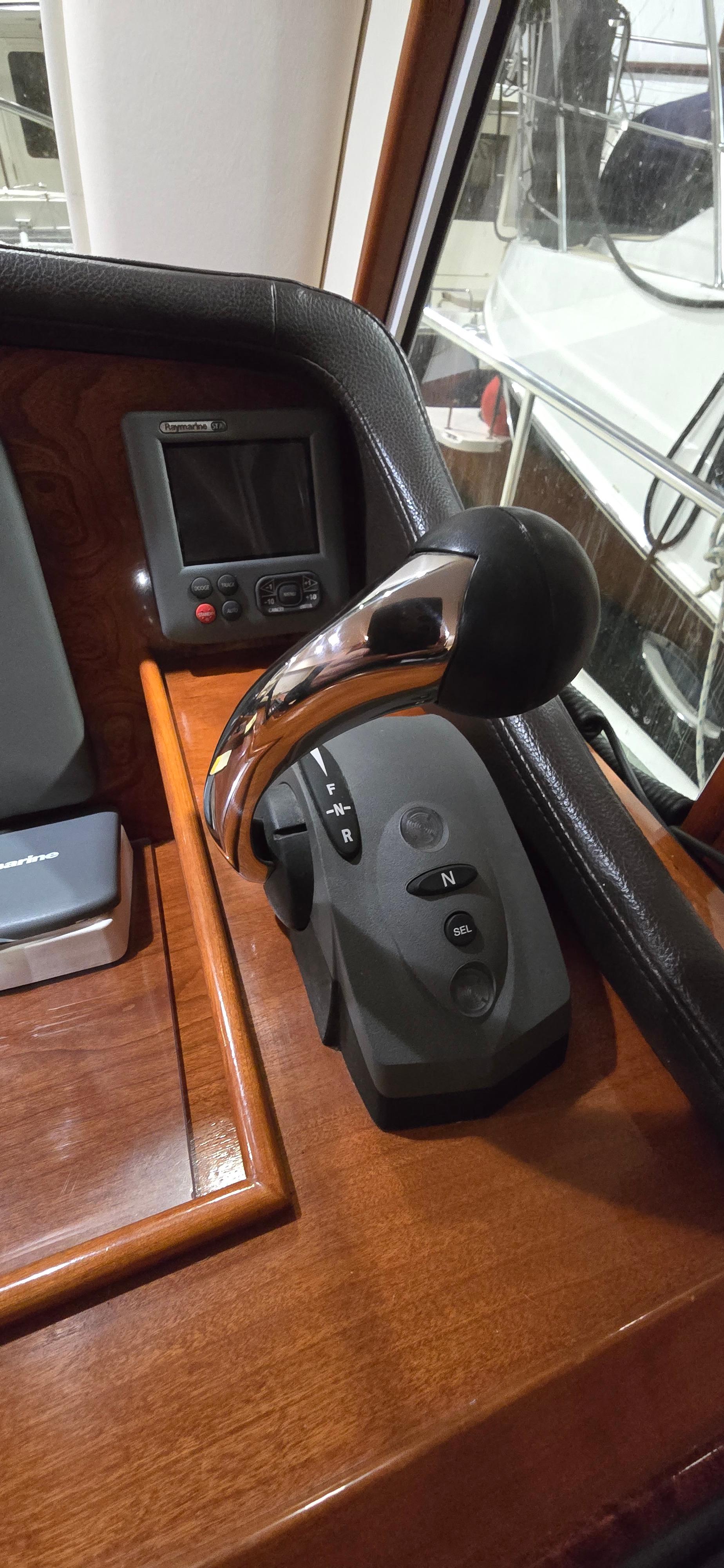 Mainship-395 Trawler 2011-Mano 1 QC-CA-9723846 | Thumbnail