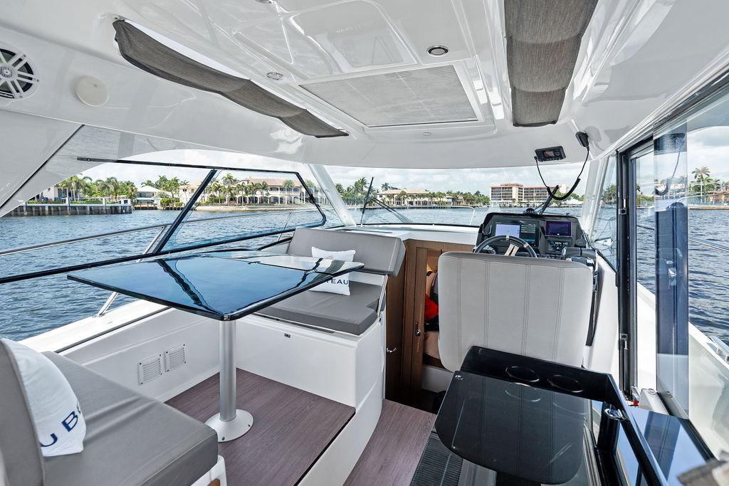 Yacht Photos Pics