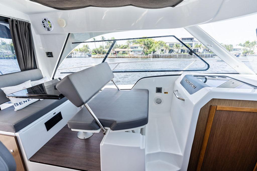 Yacht Photos Pics