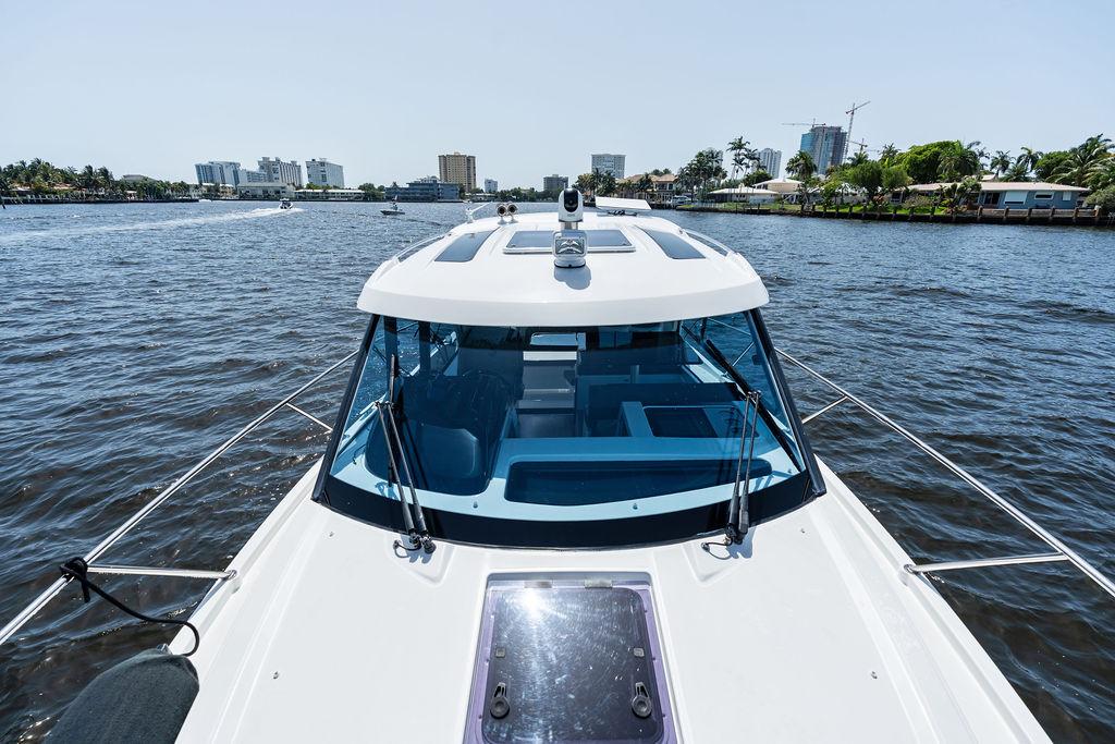 Yacht Photos Pics