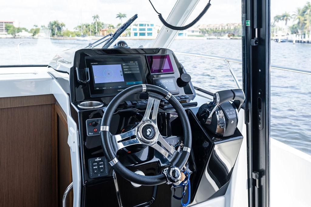 Yacht Photos Pics